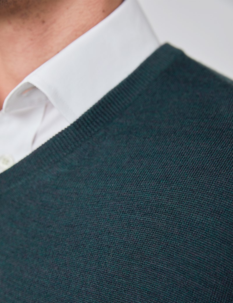 Men's Dark Green V-Neck Merino Wool Jumper - Slim Fit