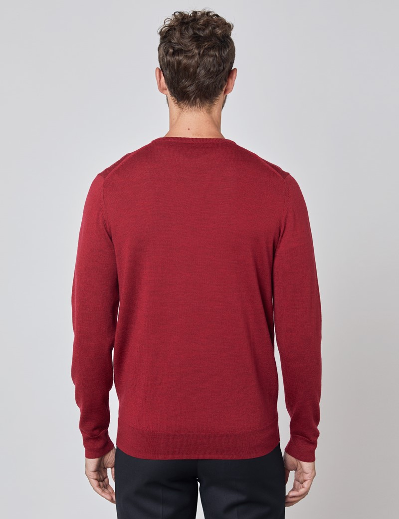 Men's Cranberry V-Neck Merino Wool Jumper - Slim Fit