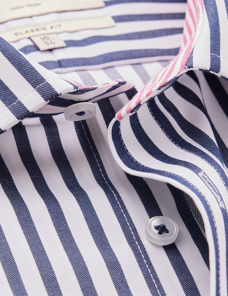 Bügelfreies Businesshemd – Classic Fit – Haifischkragen – blau weiß mit rosa Kontrast