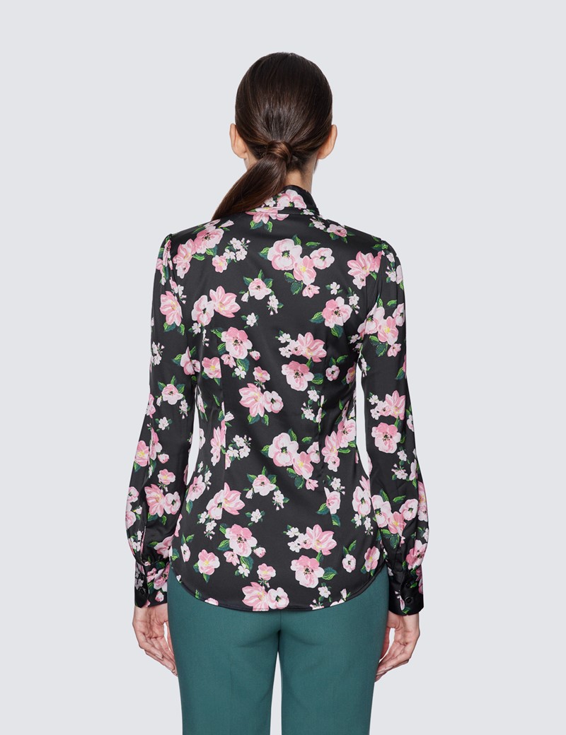 Schluppenbluse – Slim Fit – Satin – rosa schwarz Blumen Print