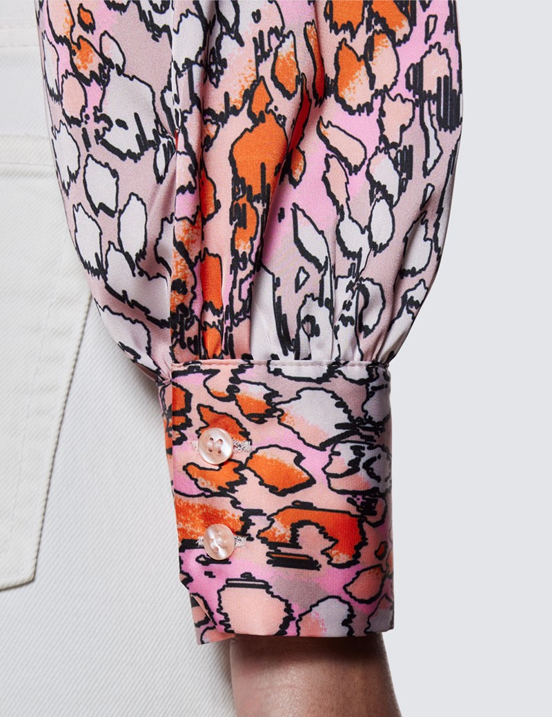 Women's Pink & Orange Geometric Print Pussy Bow Blouse