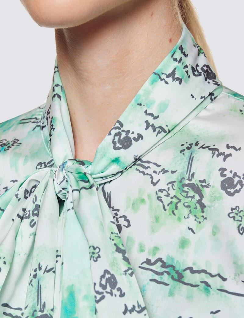 Women's White & Green Floral Print Pussy Bow Blouse