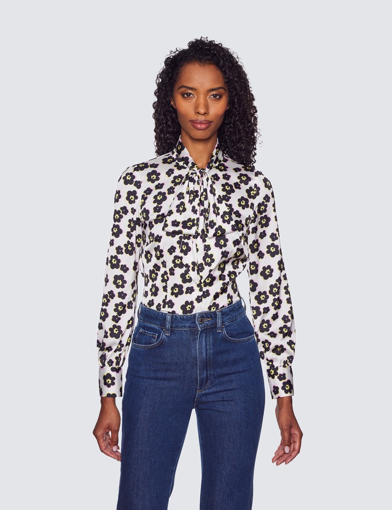 Women's White \u0026 Black Floral Print 