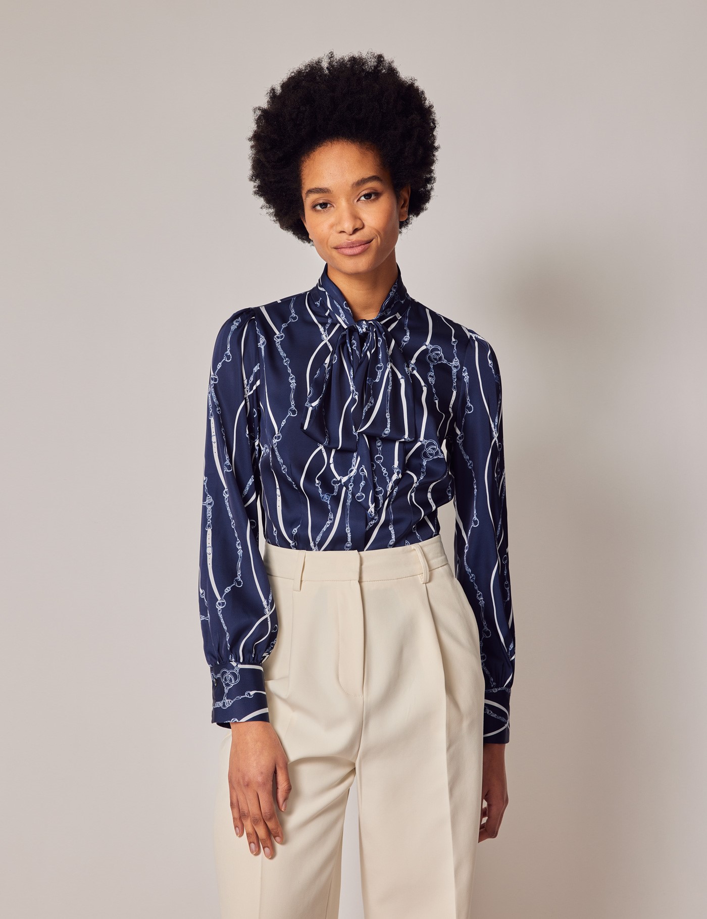 Women's Navy & White Finsbury Chains Print Pussy Bow Blouse | Hawes ...