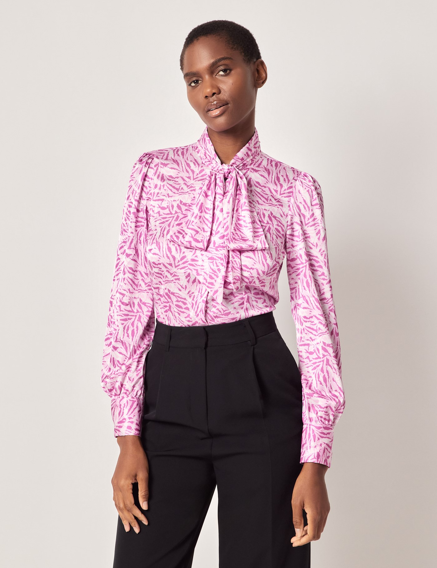 & Pink & Tiger Pussybow Blouse