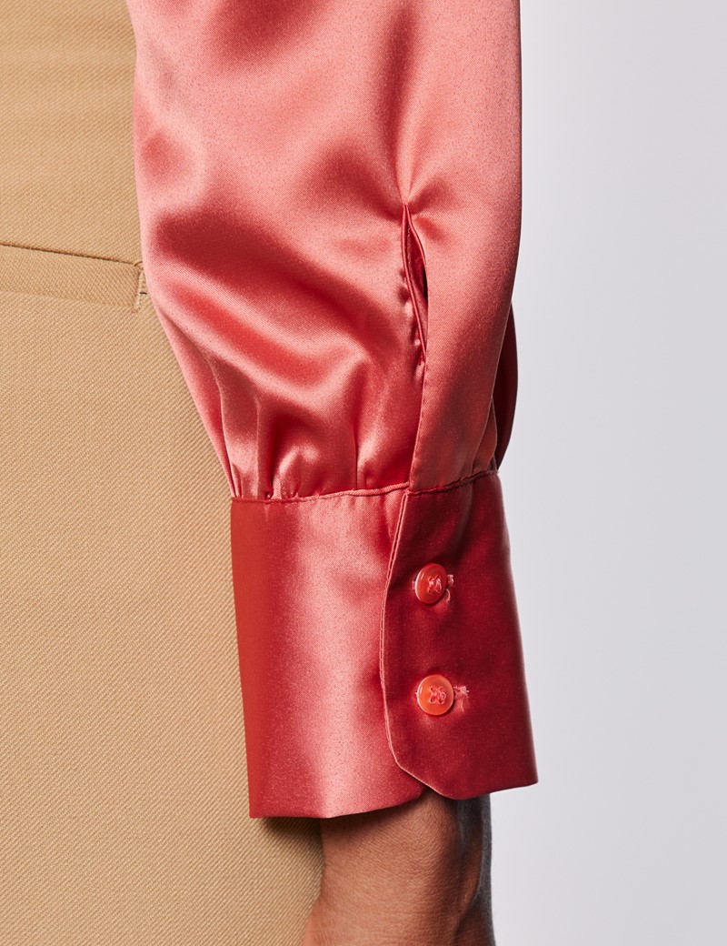 Women's Brick Fitted Pussy Bow Blouse