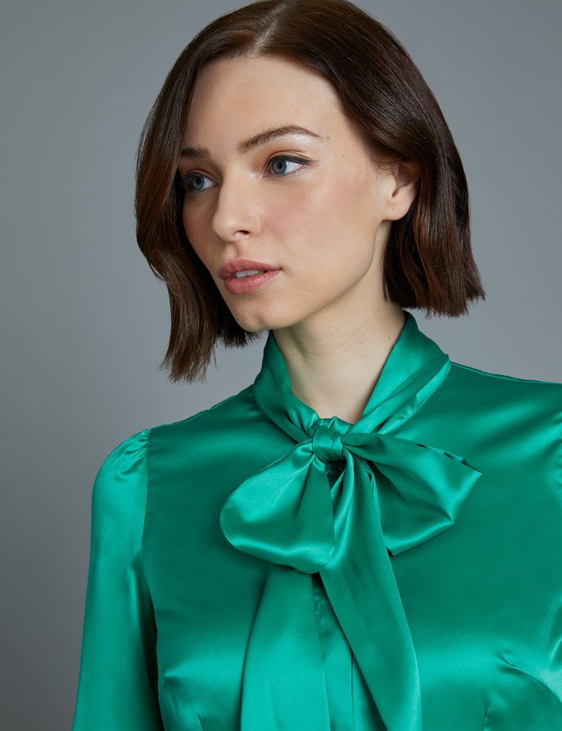 Women's Green Satin Fitted Shirt - Single Cuff - Pussy Bow | Hawes & Curtis