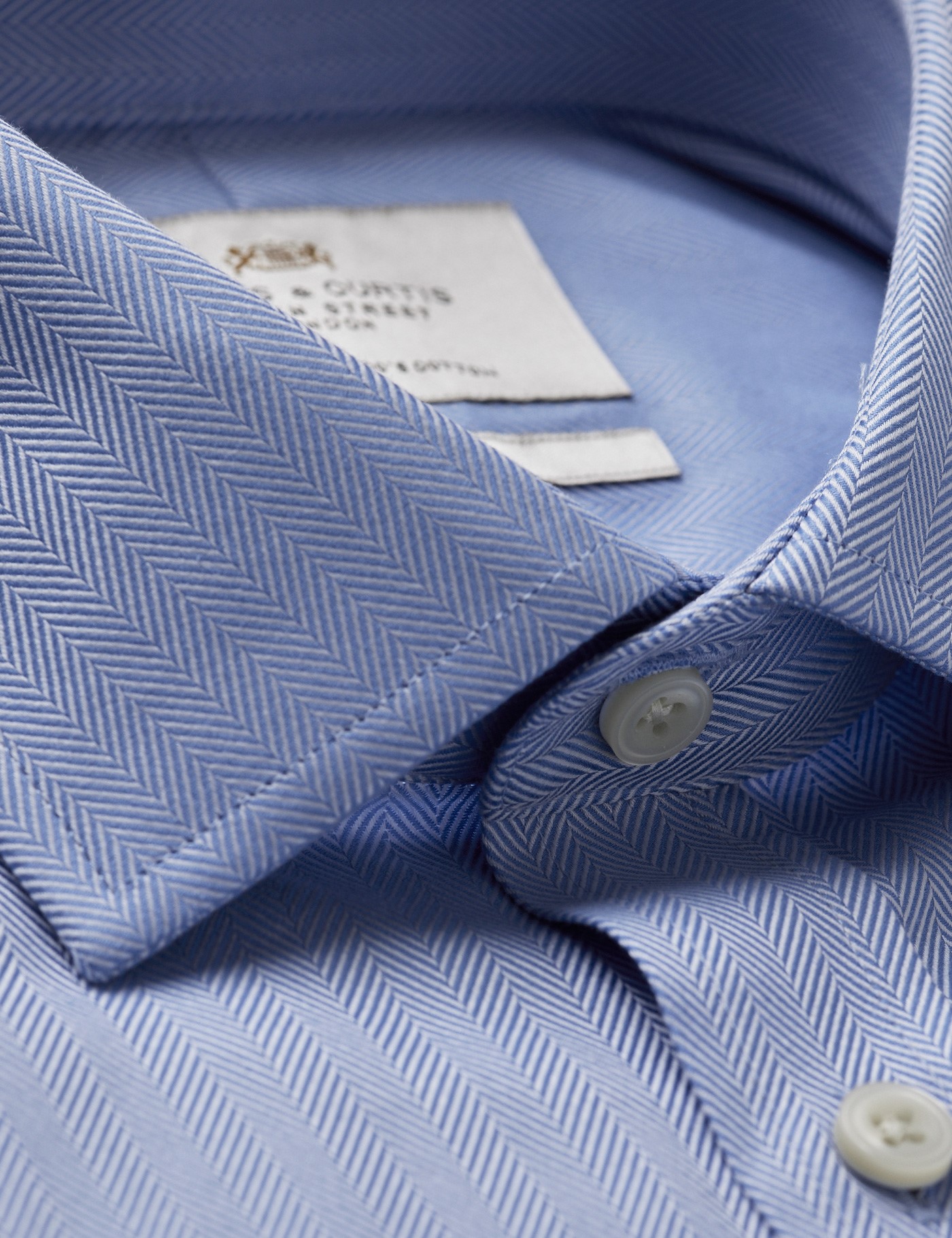 & Classic Fit Herringbone Shirt Chest Pocket 19" collar 38" sleeve