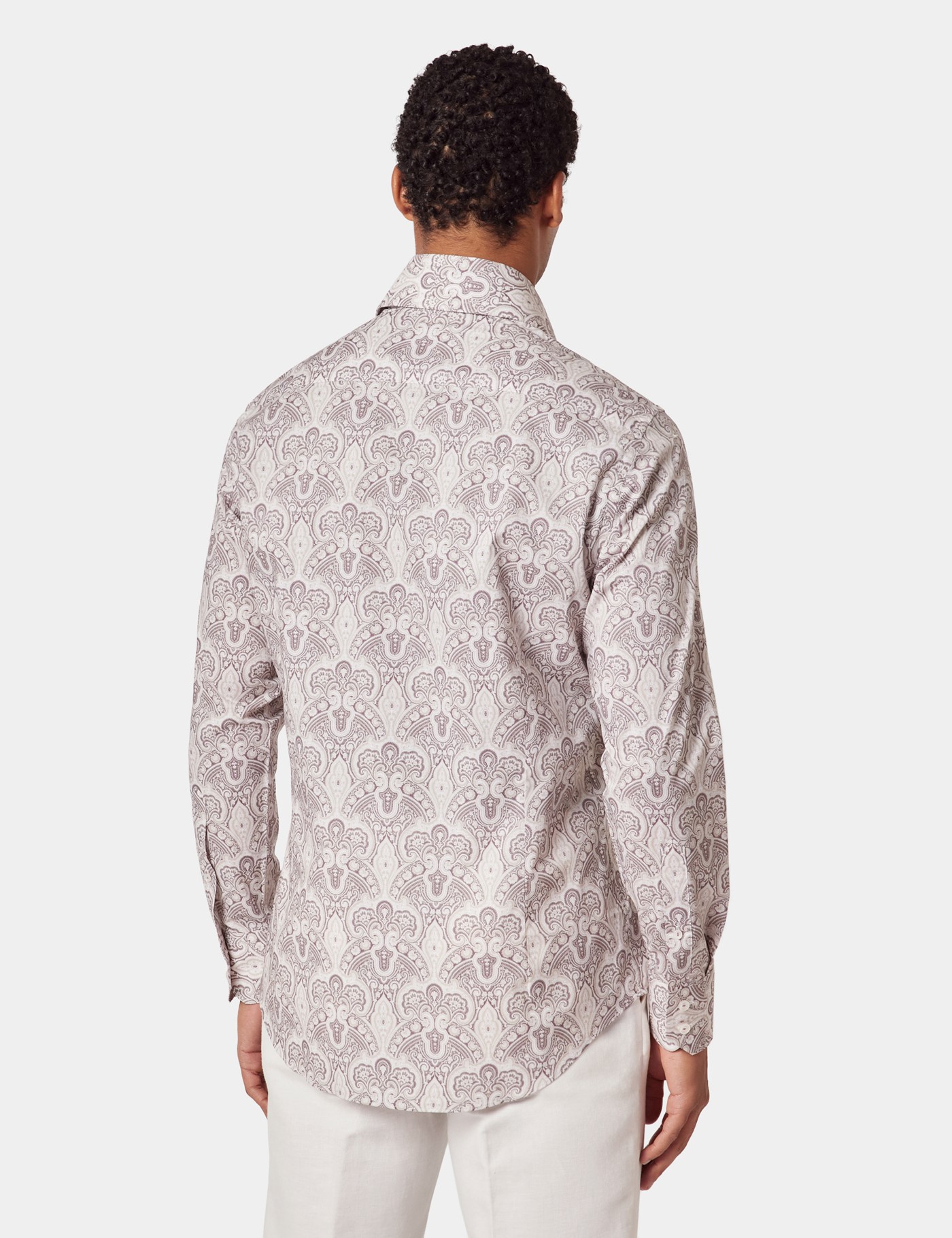 Hawes & Curtis Slim Fit White & Burgundy Paisley Cotton Poplin Curtis Shirt Size: Small image 4