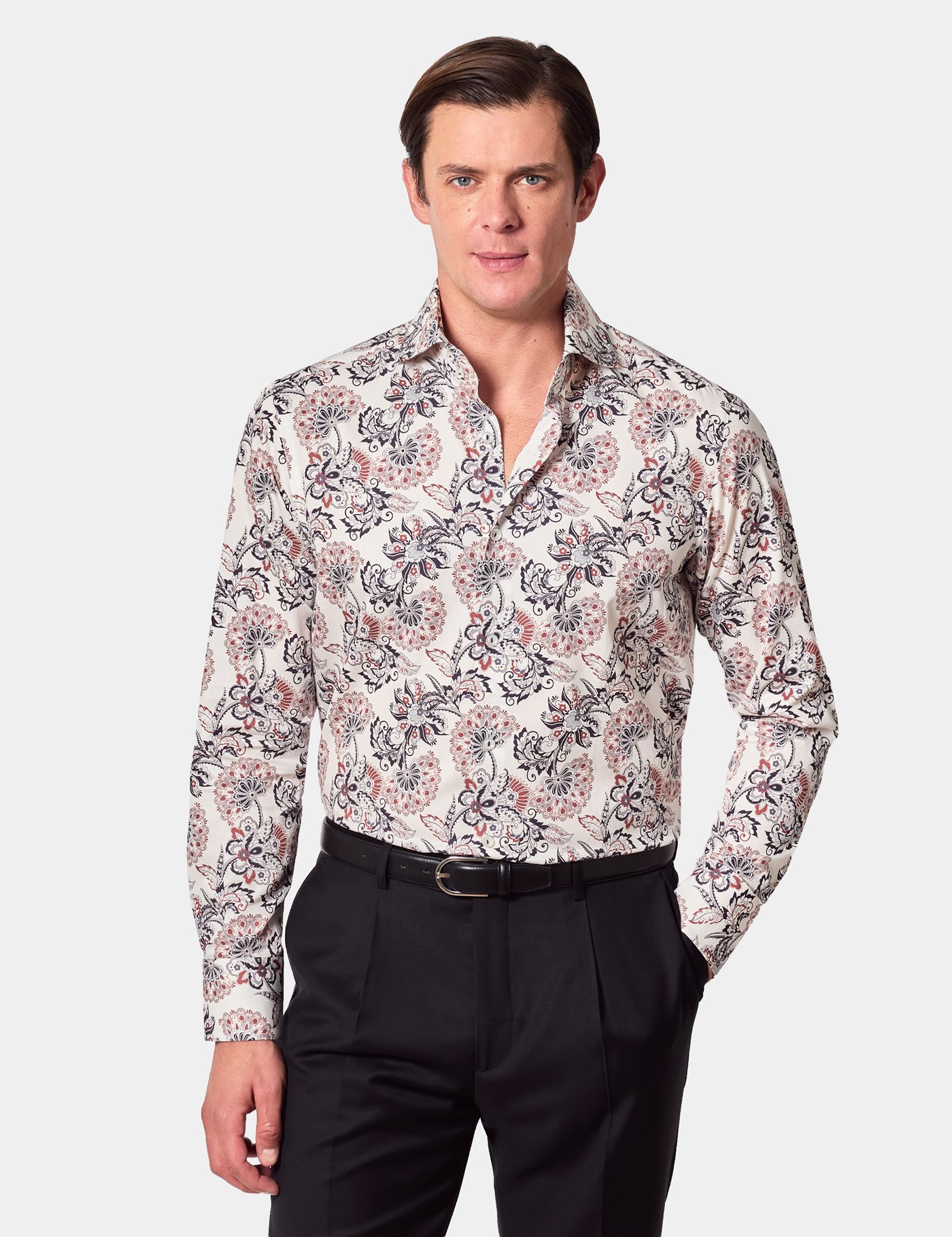 Hawes & Curtis Slim Fit White & Navy Floral Diamond Weave Curtis Shirt Size: Medium | Long