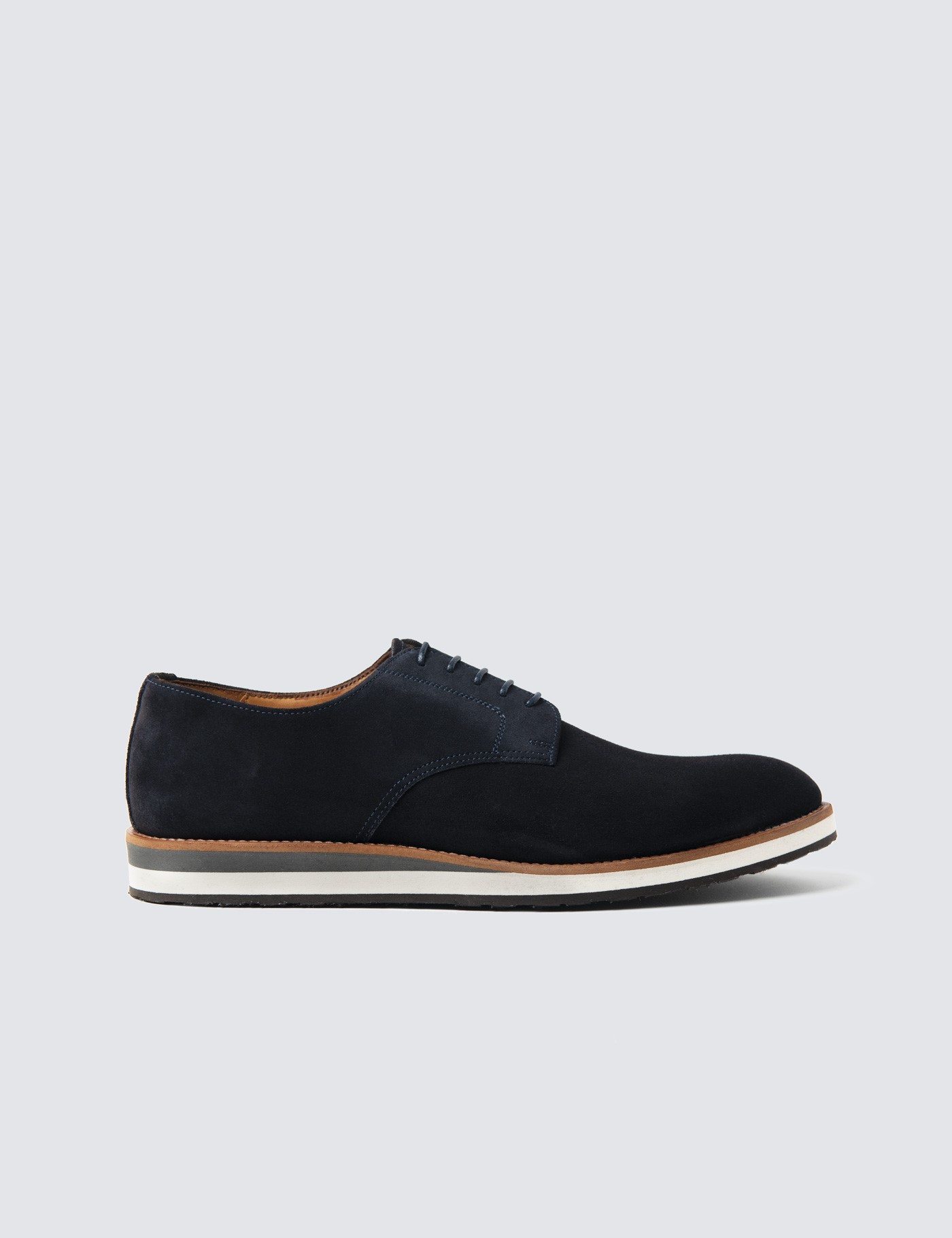 100% Leather Men's Trainers with Rubber outsole in Navy | Hawes ...