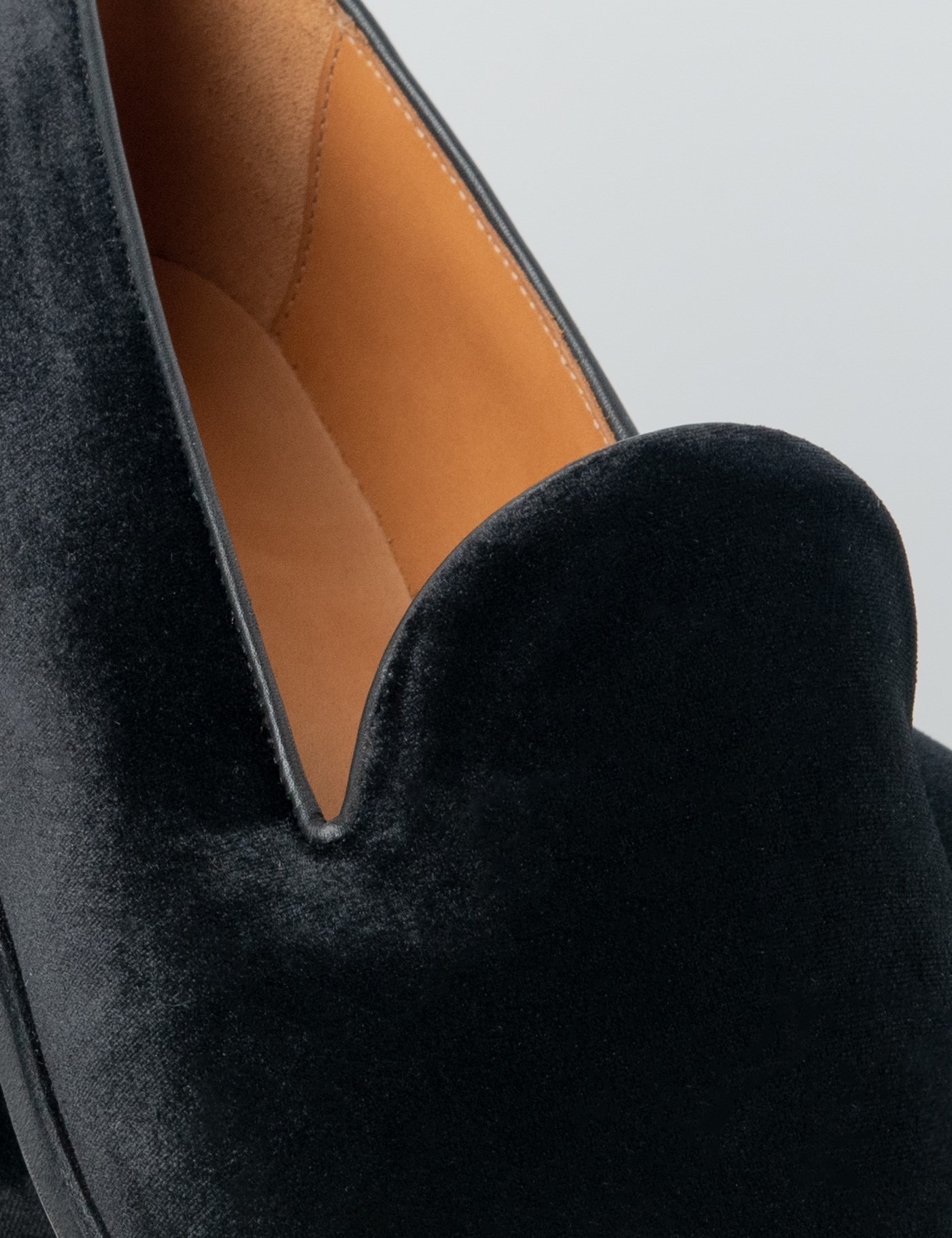 Velvet Men’s Loafers with Handmade Leather Sole in Black Hawes