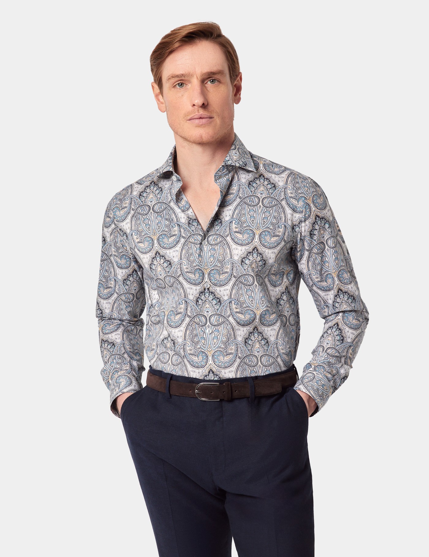 Hawes & Curtis Slim Fit Cream & Blue Royal Paisley Curtis Shirt Size: Small