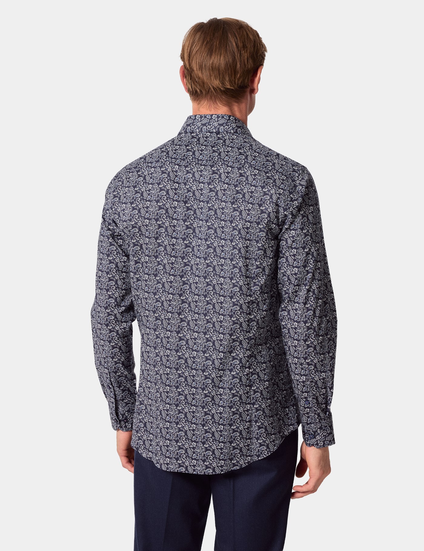 Hawes & Curtis Slim Fit Navy & White Floral Curtis Shirt Size: Medium image 3