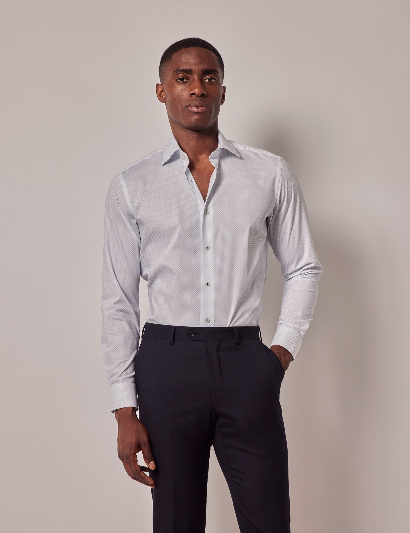 Hawes & Curtis Slim Fit White & Blue Geometric Floral Curtis Shirt Size: XXXL image 3