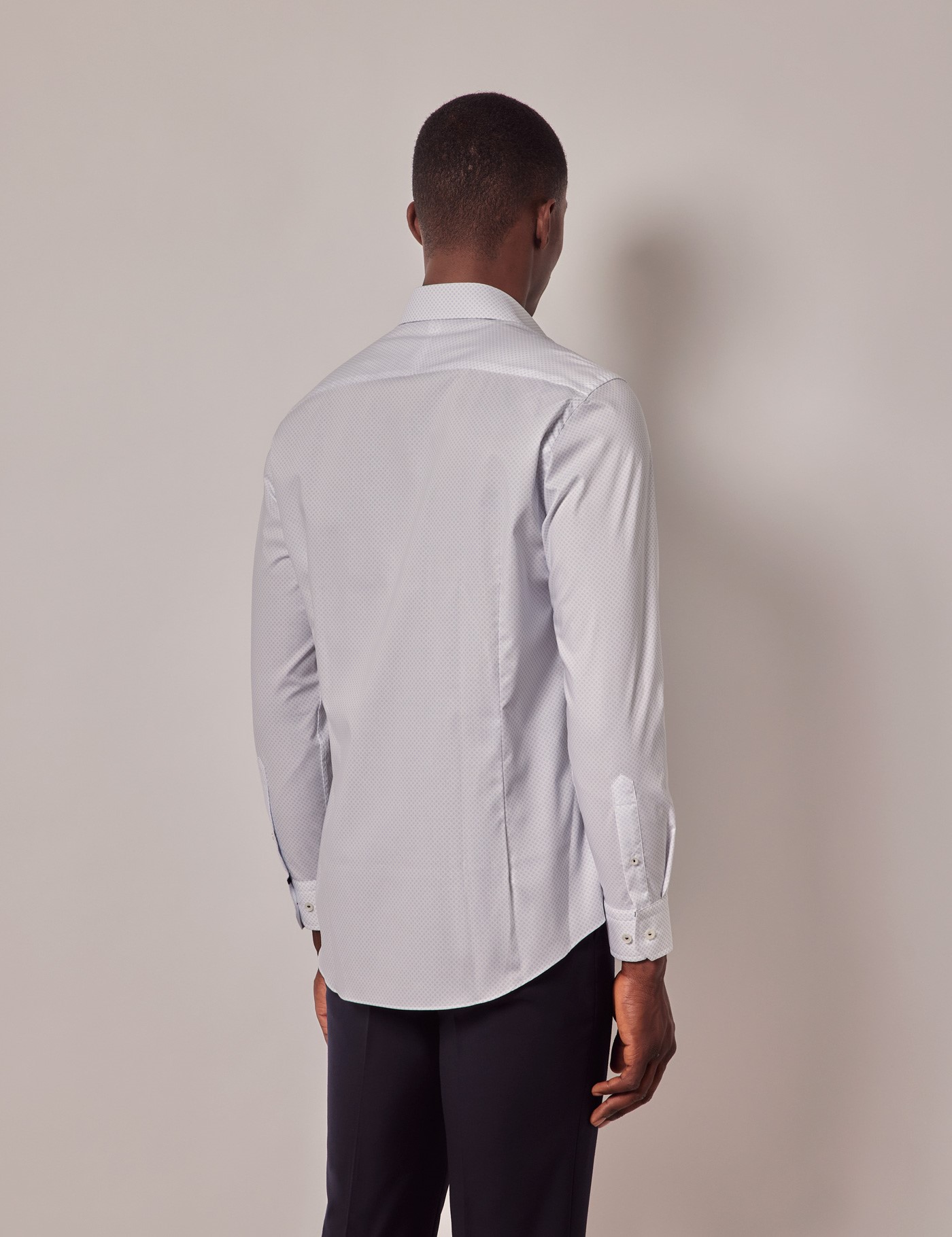 Hawes & Curtis Slim Fit White & Blue Geometric Floral Curtis Shirt Size: XXXL image 4