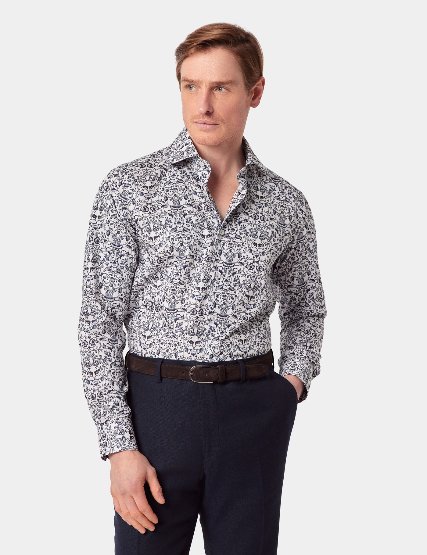 Hawes & Curtis Slim Fit White & Navy Floral Diamond Weave Curtis Shirt Size: Medium | Long
