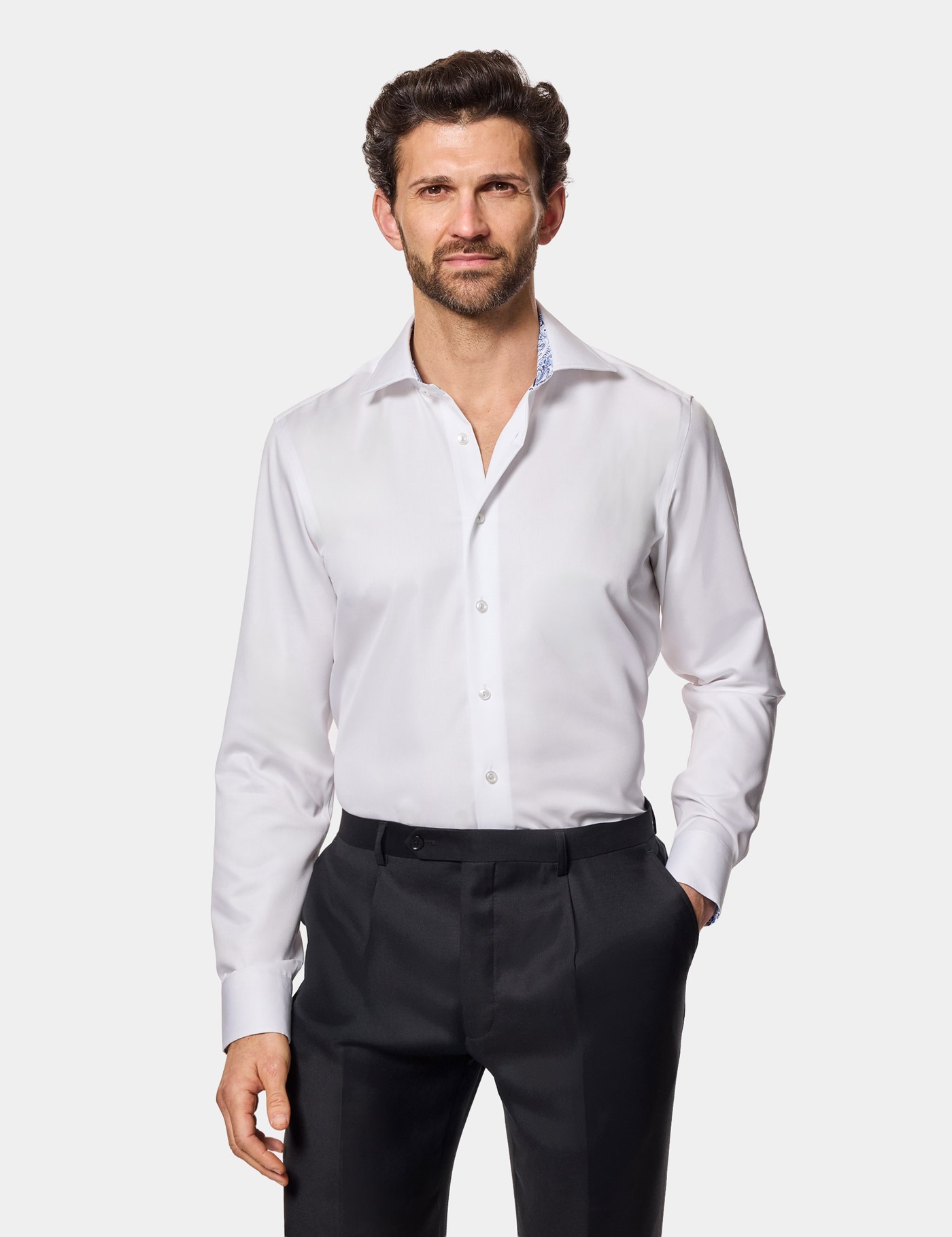 Hawes & Curtis Slim Fit White Twill Non-Iron Curtis Shirt | Contrast Detail Size: XS