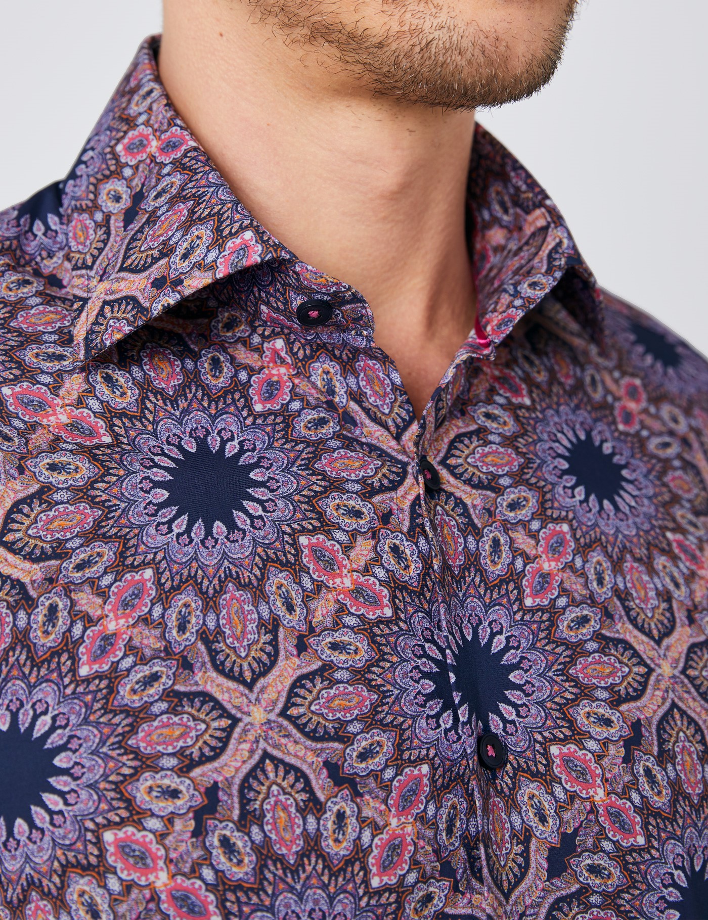 Men’s Curtis Navy & Pink Paisley Slim Fit Shirt - Single Cuff | Hawes ...