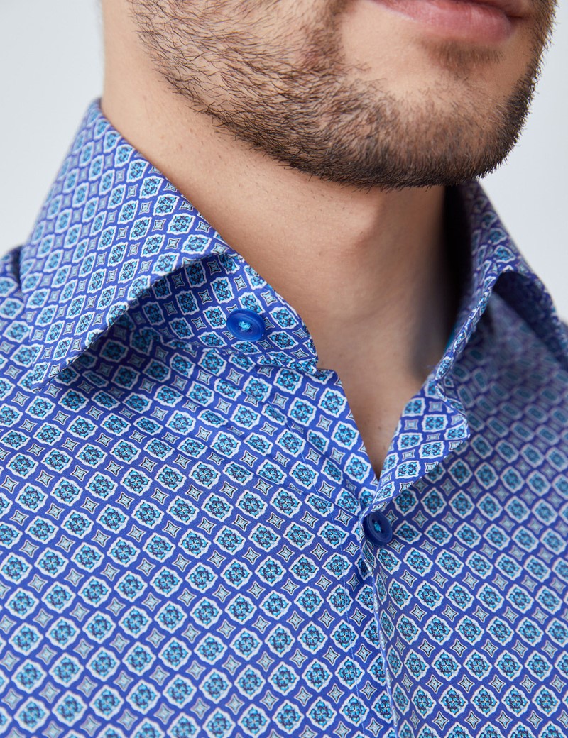Men’s Curtis Blue & Green Geometric Print Relaxed Slim Fit Shirt – Low Collar