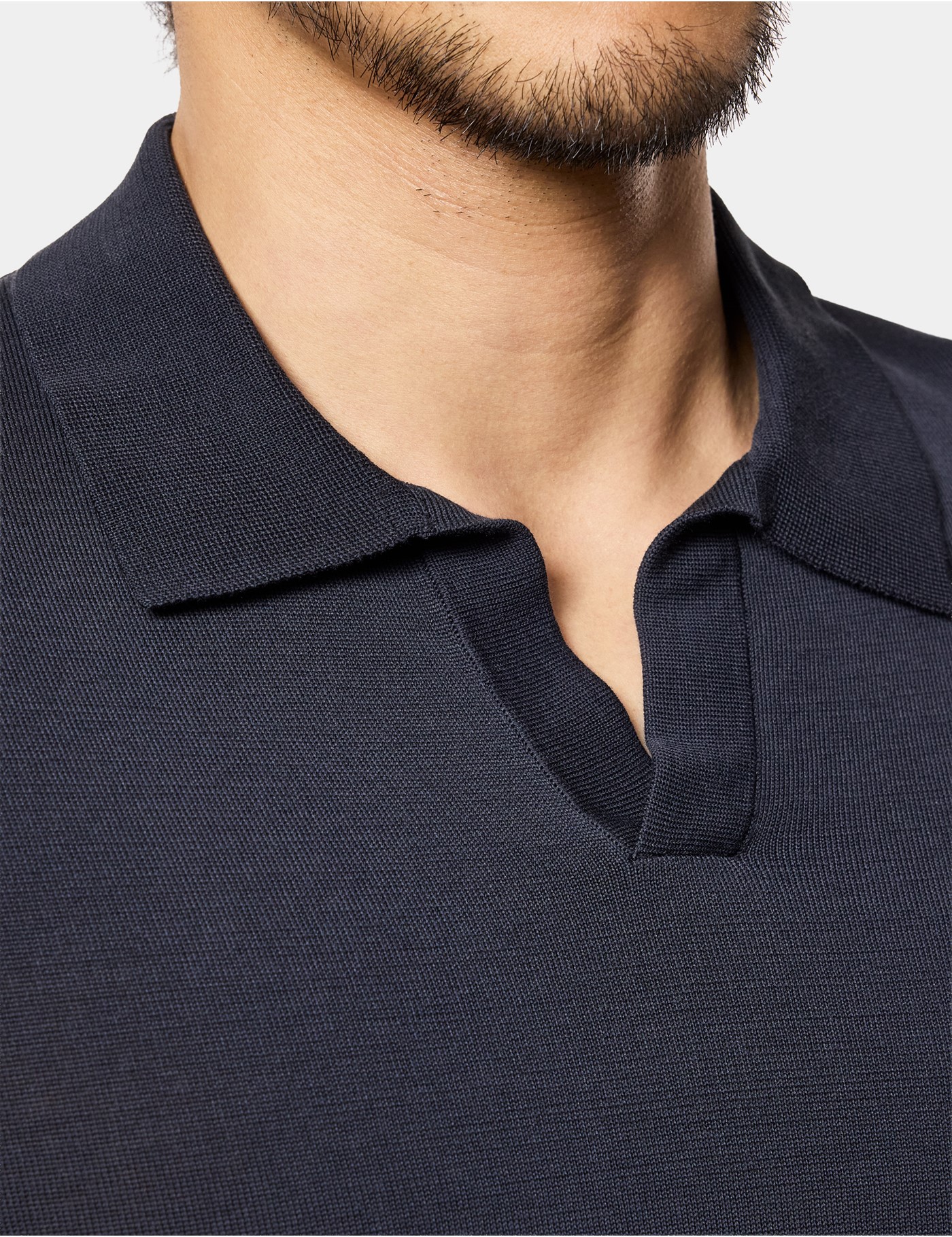 Hawes & Curtis Midnight Navy Premium Knit Polo Shirt Size: Large image 3
