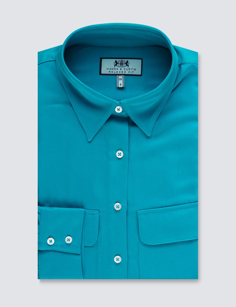 turquoise shirt