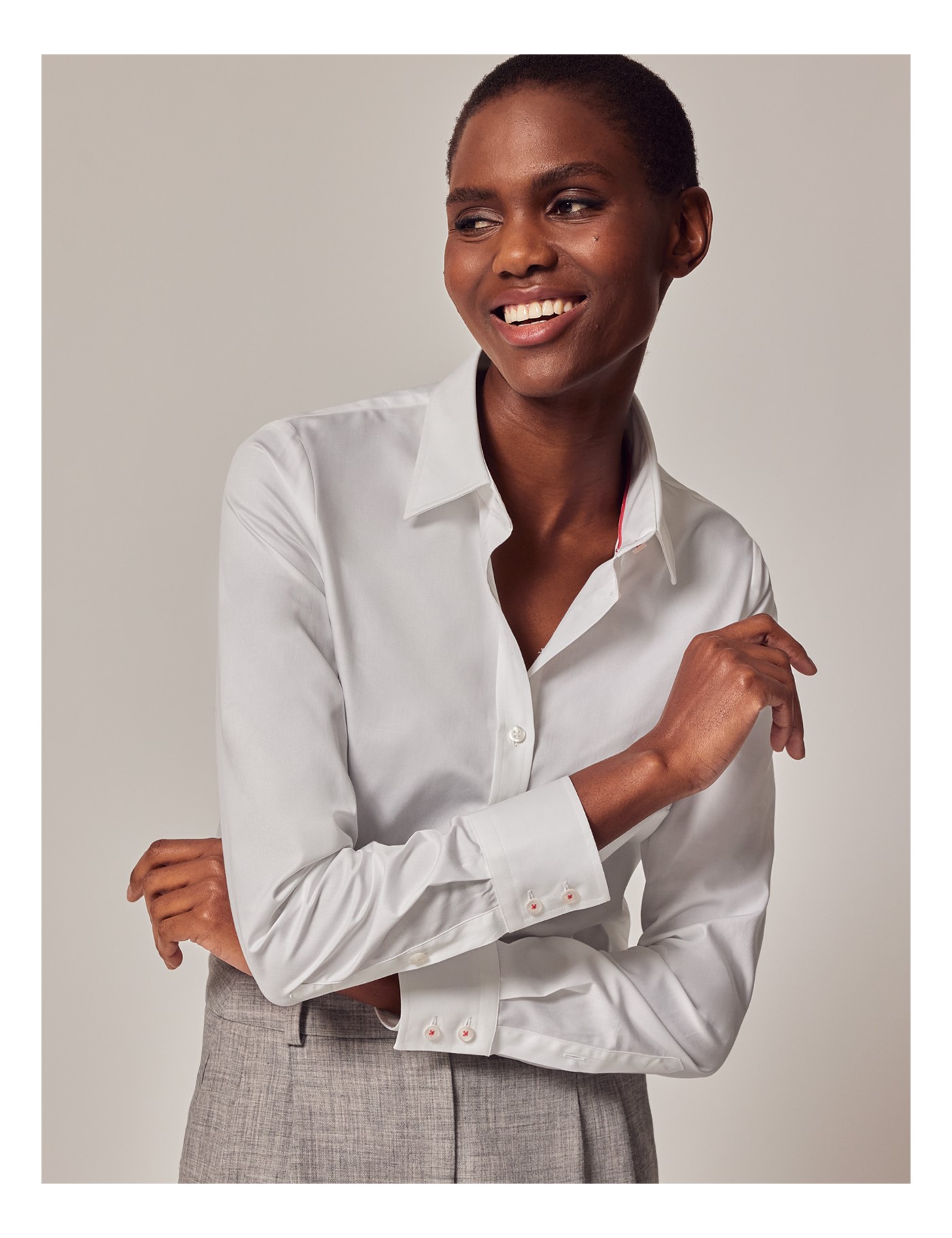 Women's Executive White Twill Semi Fitted Shirt - Single Cuffs | Hawes u0026  Curtis