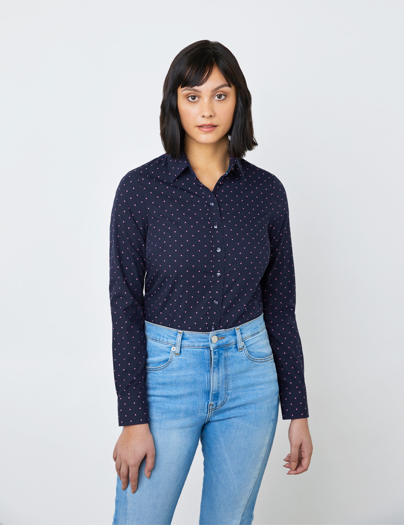 Image of Hawes & Curtis Women's Dobby Spots Semi-Fitted Shirt in Navy/Pink Size  Single Cuff