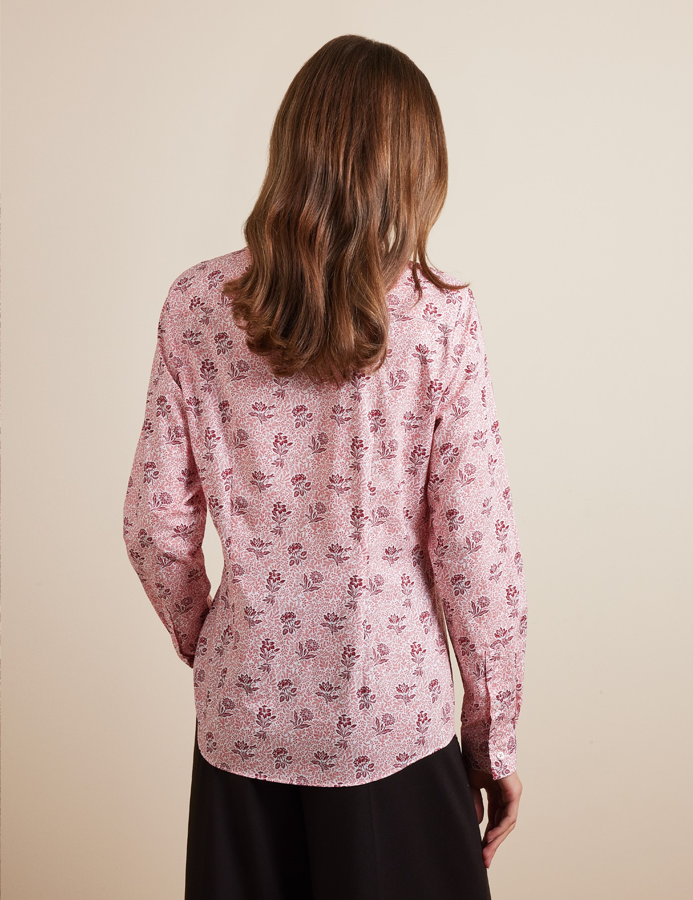 Hawes & Curtis Semi-Fitted White & Red Floral Shirt Size: 8 image 3