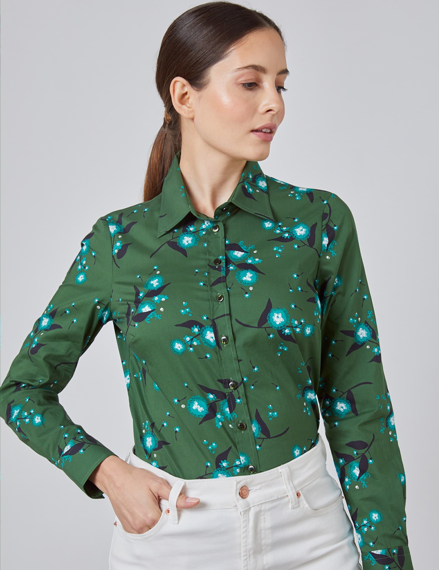 Image of Hawes & Curtis Women's Floral Bouquets Semi-Fitted Shirt in Green/Blue Size