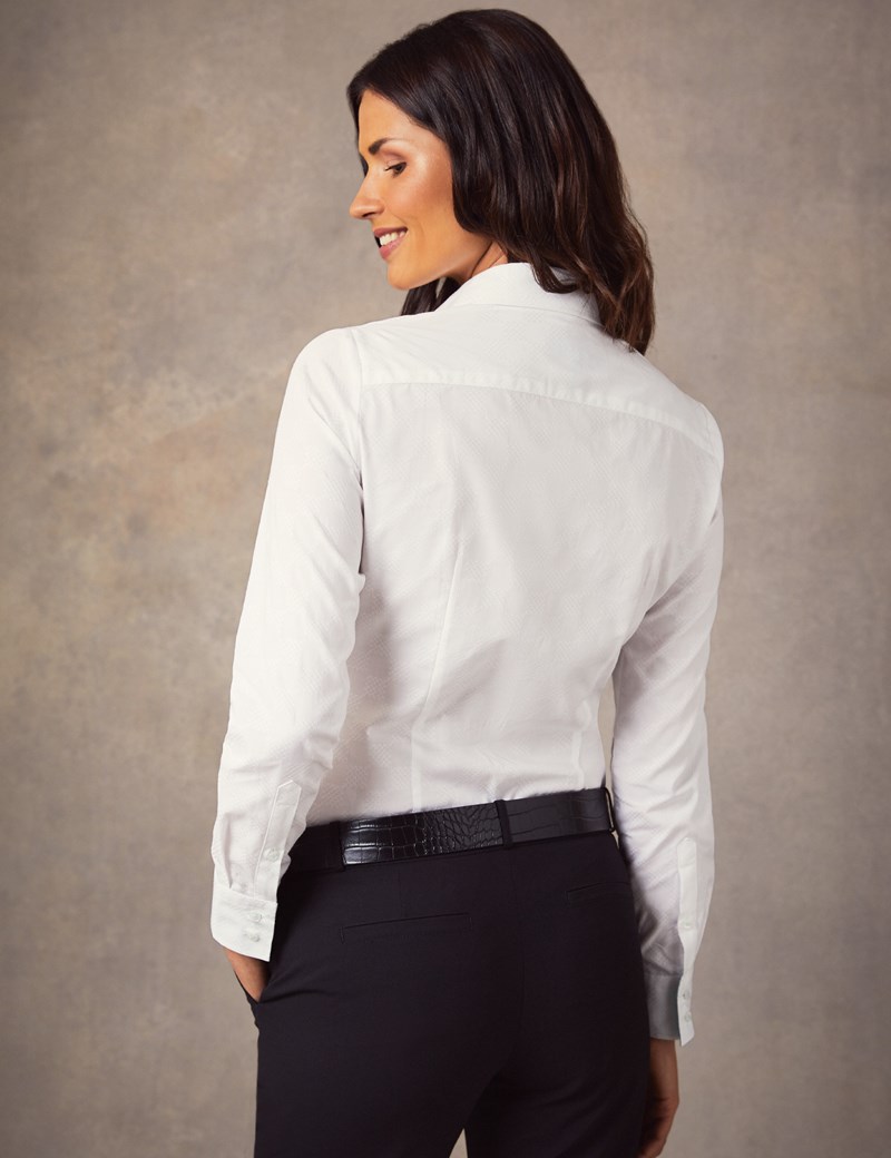 Women S White Semi Fitted Shirt Single Cuff Hawes And Curtis