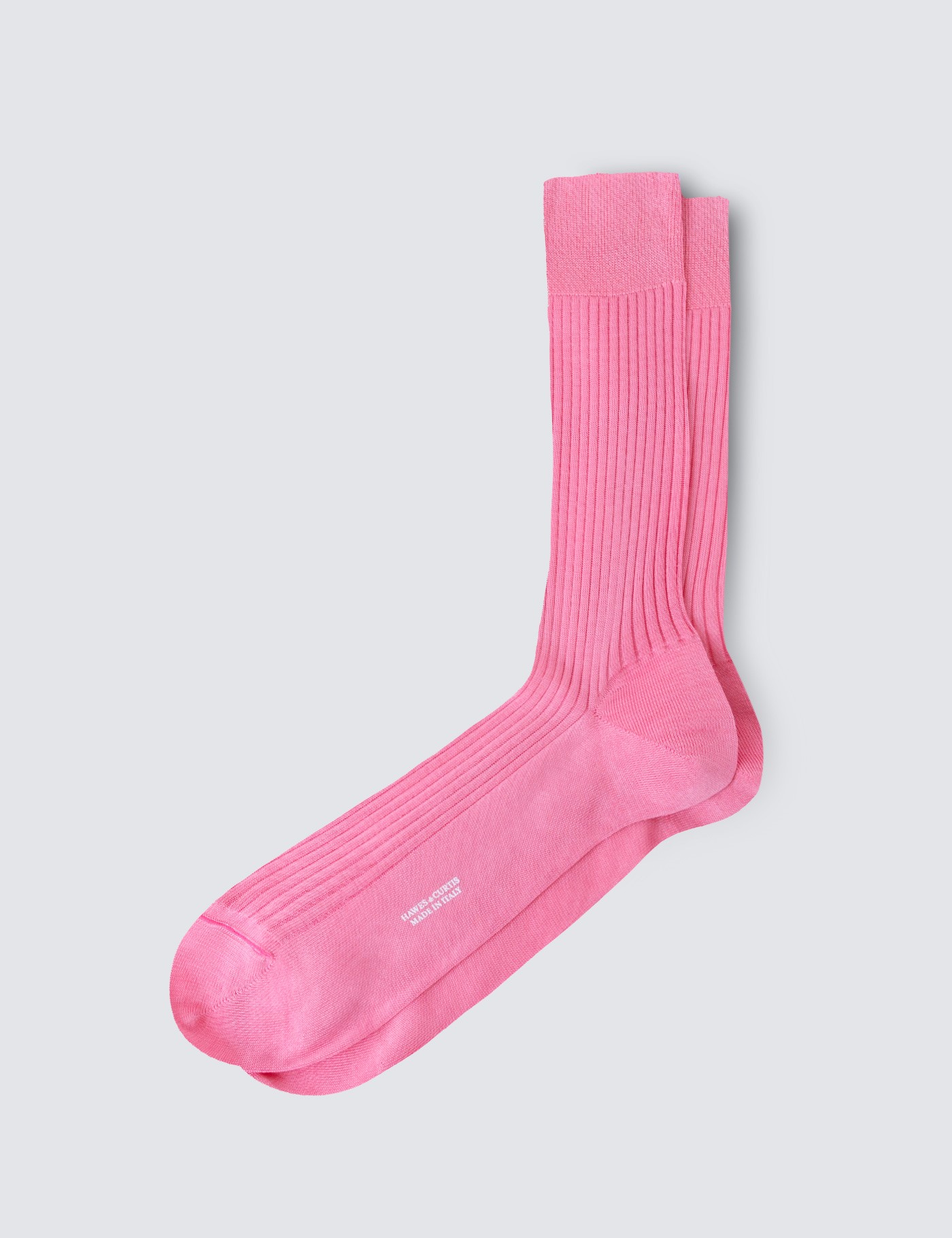Men's Pink Plain Ribbed Cotton Socks | Hawes & Curtis