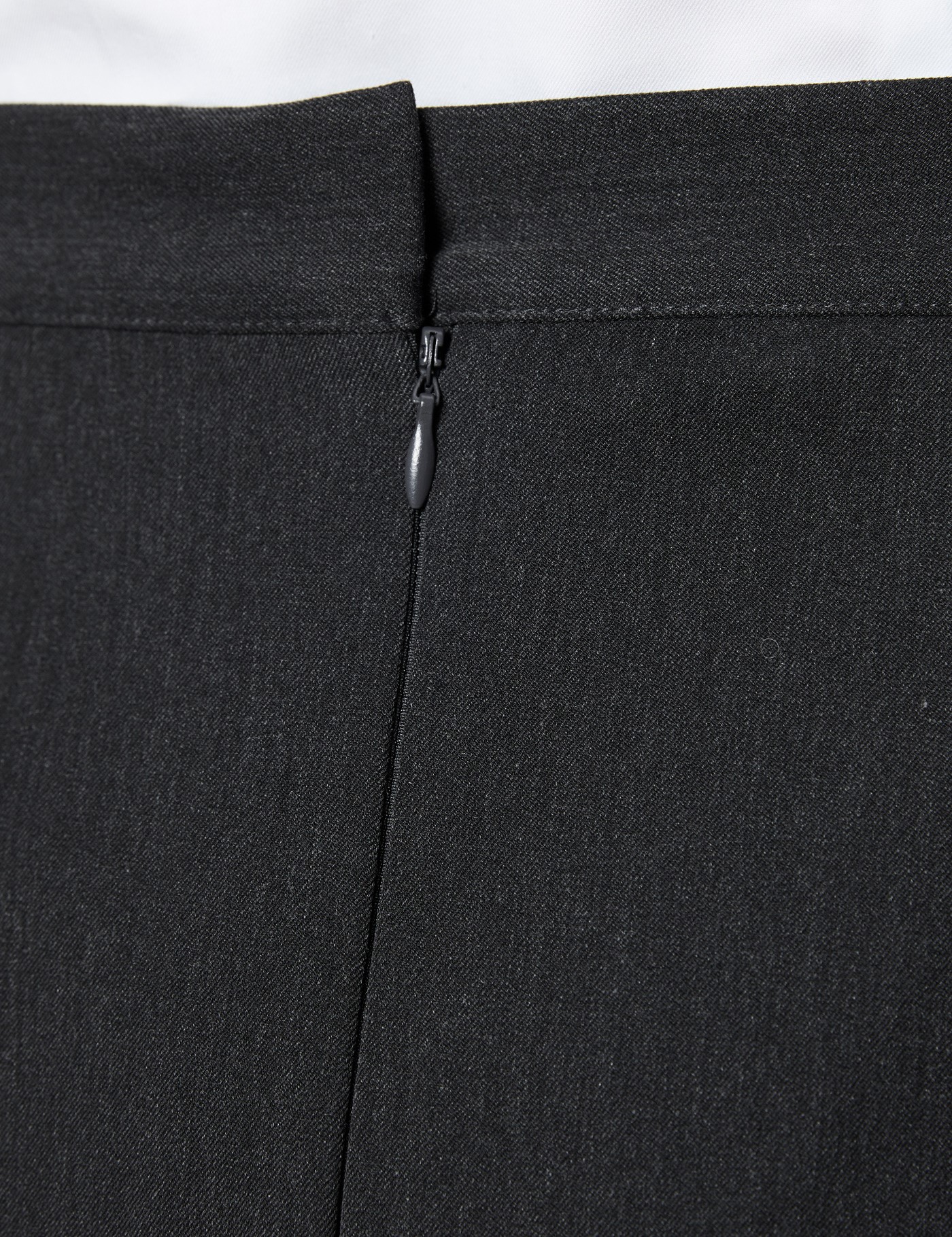 Charcoal Stretch Twill Pencil Skirt | Hawes & Curtis