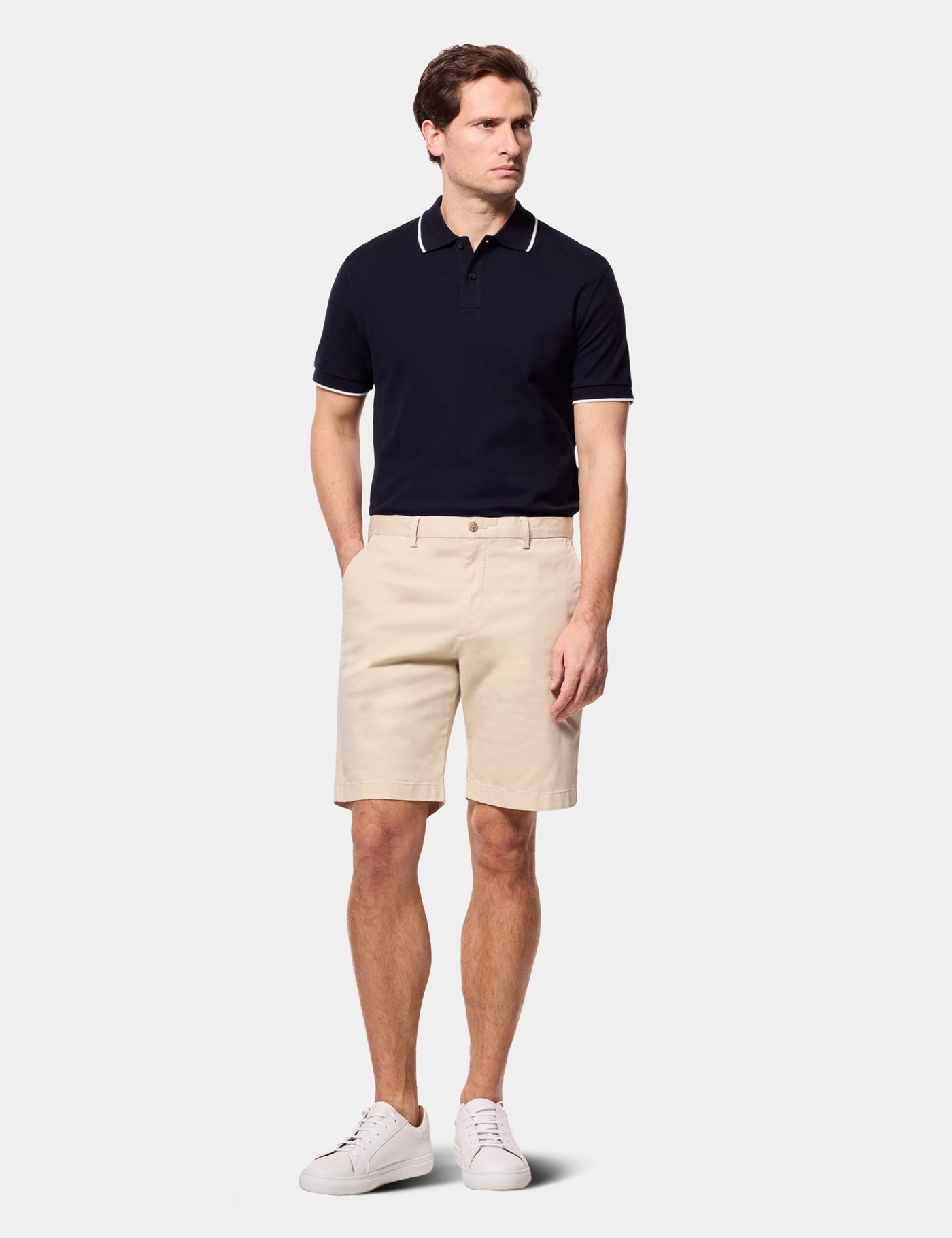 Hawes & Curtis Beige Garment Dyed Chino Shorts Size: 40" (EU 56) image 2