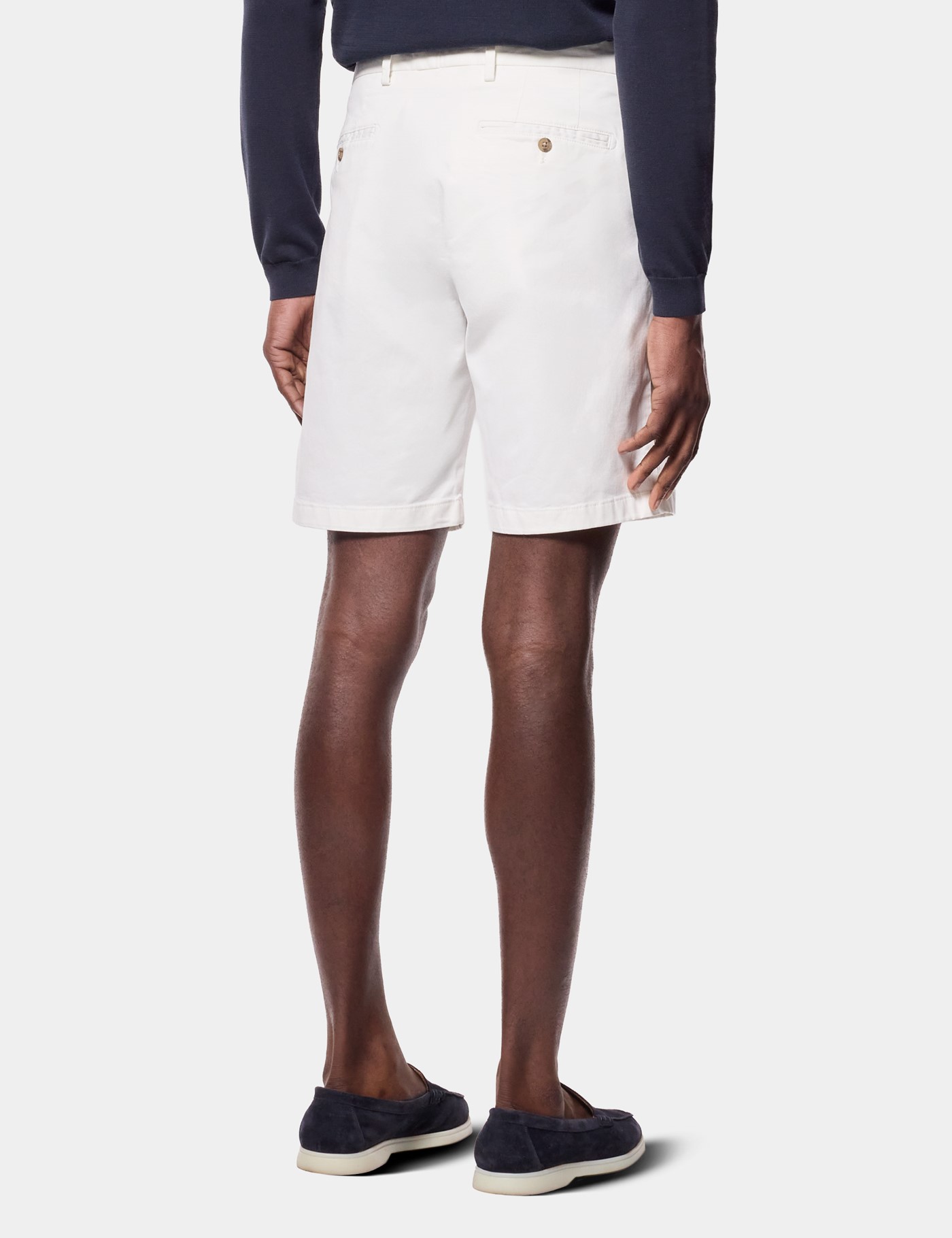 Hawes & Curtis White Garment Dyed Chino Shorts Size: 38" (EU 54) image 4