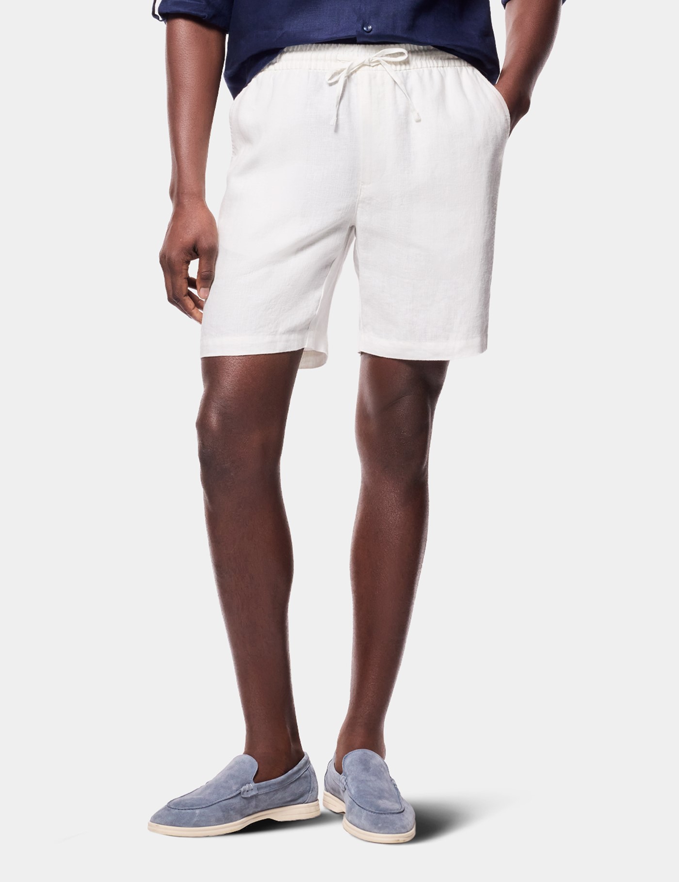 Hawes & Curtis White Linen Drawstring Shorts | Machine Washable Size: 36" (EU 52)