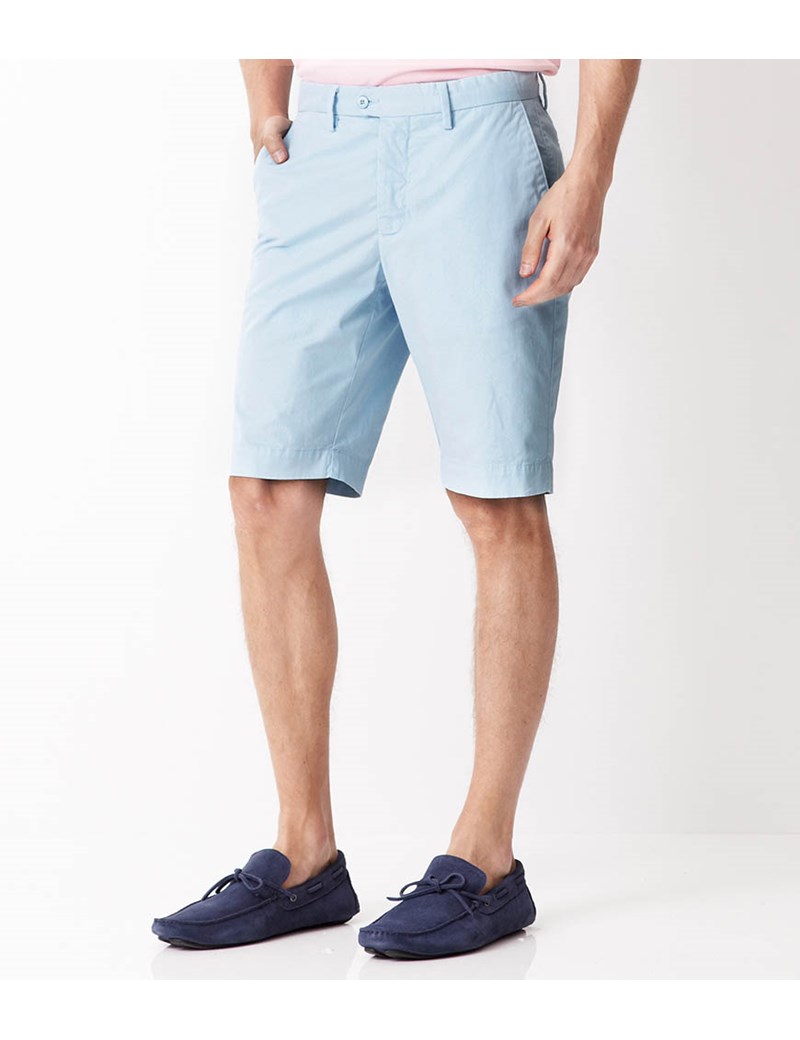 Men's Pale Blue Garment Dye Chino Shorts | Hawes & Curtis