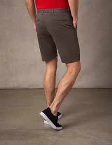Herren Shorts – Slim Fit – Garment Dye – Braun
