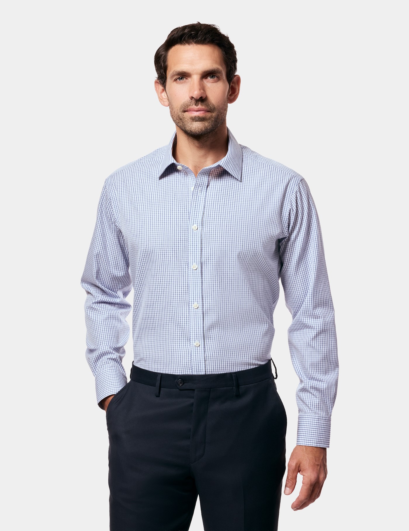 Hawes & Curtis Slim Fit Navy & Blue Check Non-Iron Shirt Size: 16" collar, 34" sleeve