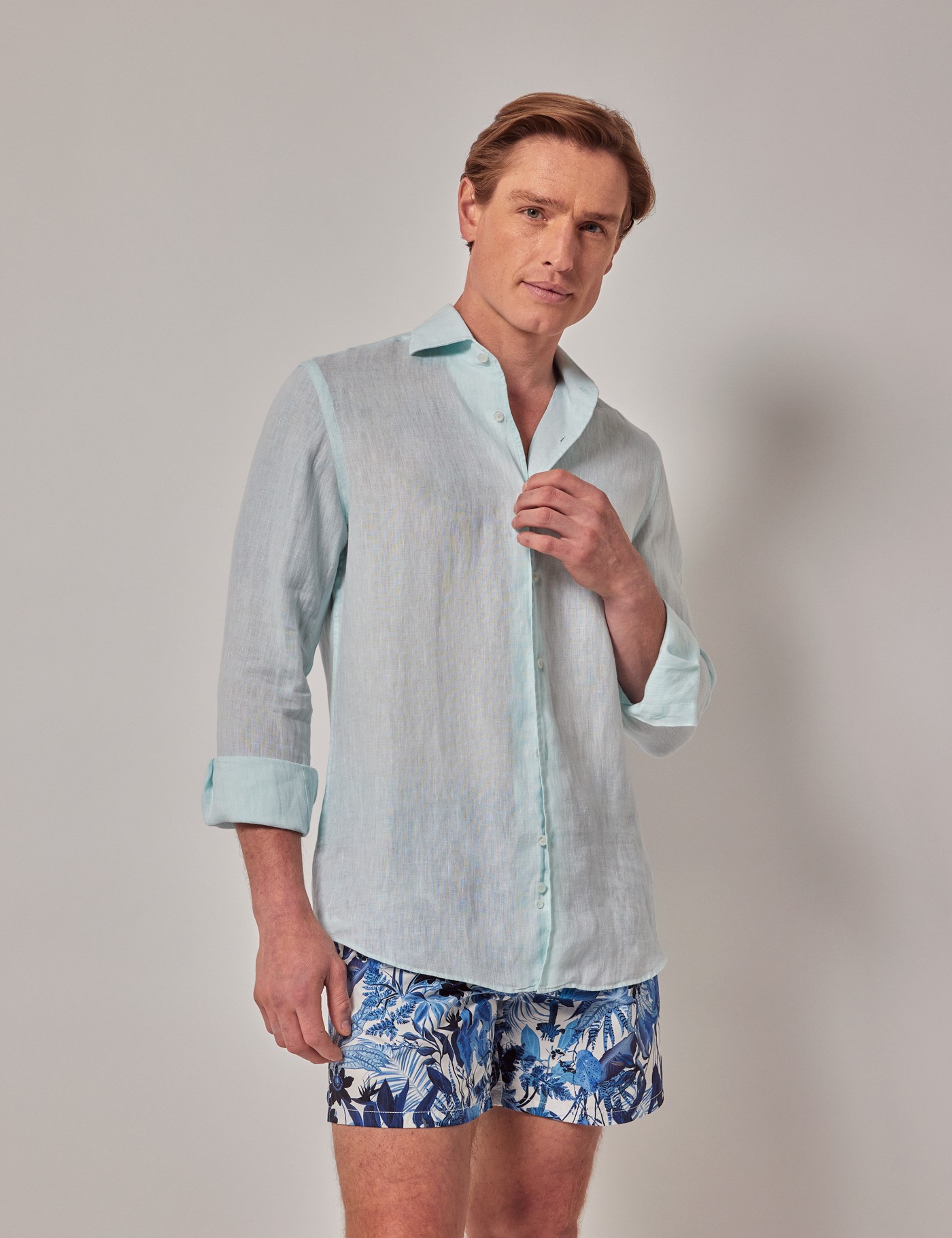 Hawes & Curtis White & Blue Floral Swim Shorts Size: XXL image 2