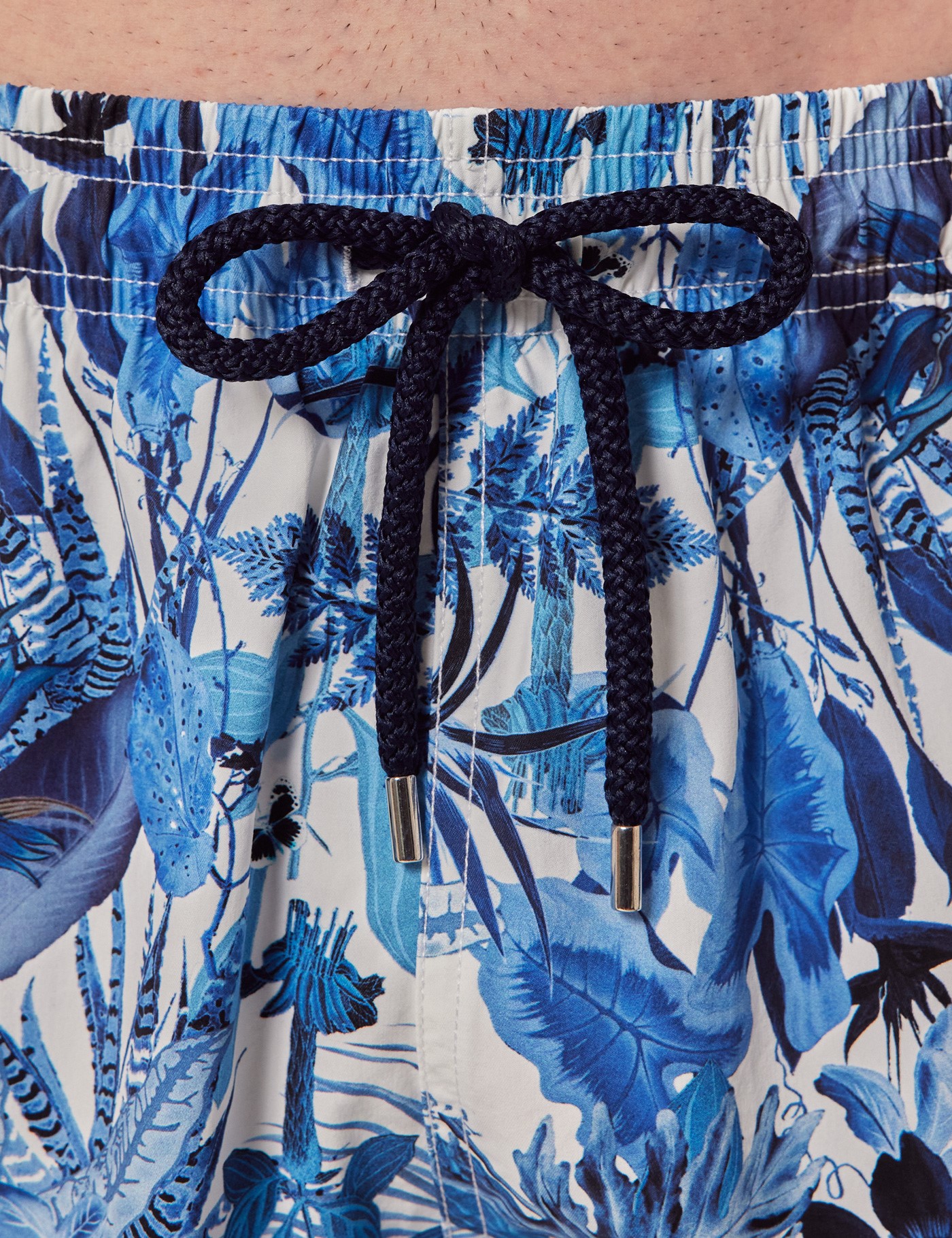 Hawes & Curtis White & Blue Floral Swim Shorts Size: XXL image 3