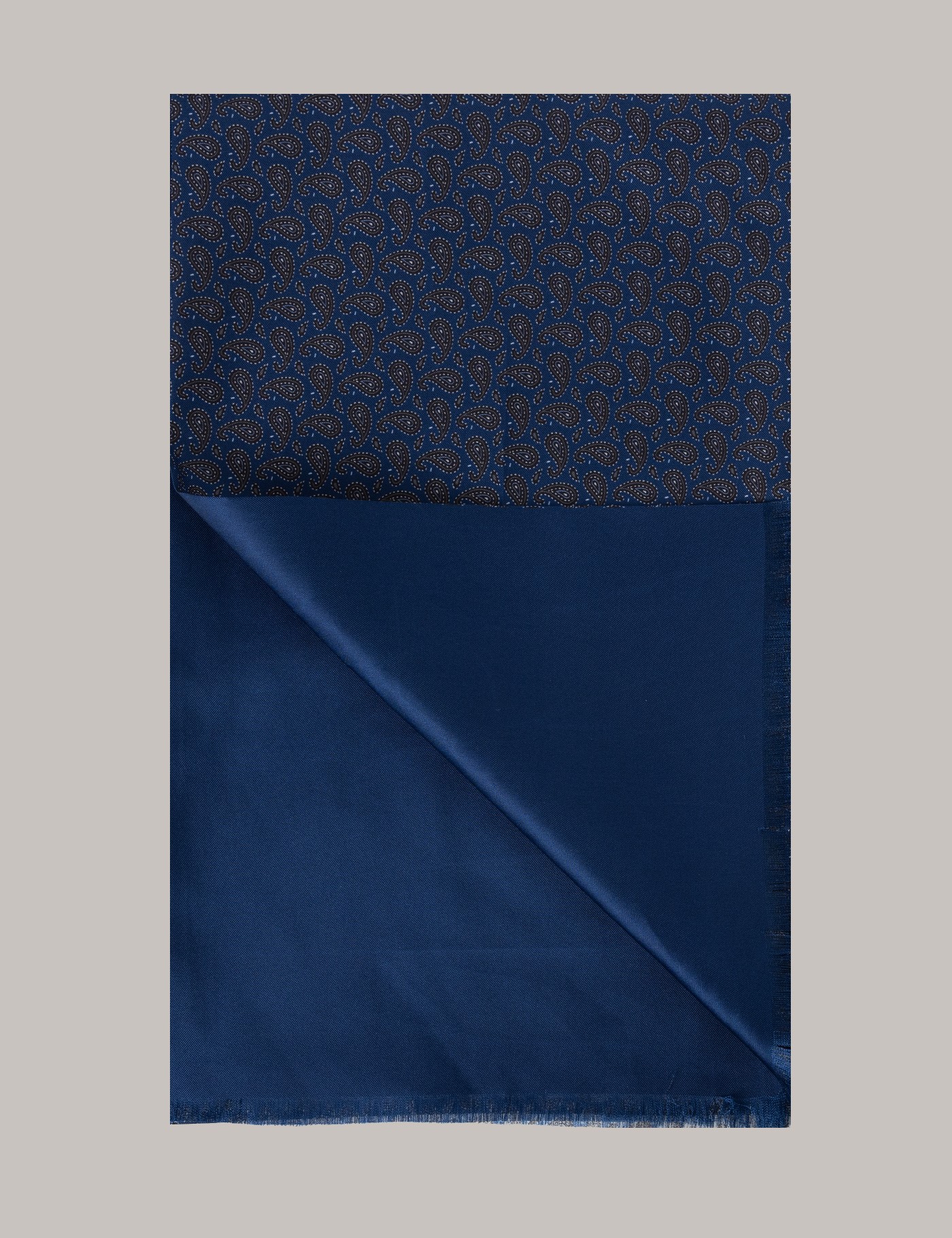 Men's Blue Paisley Neck Scarf 100 Silk Hawes & Curtis