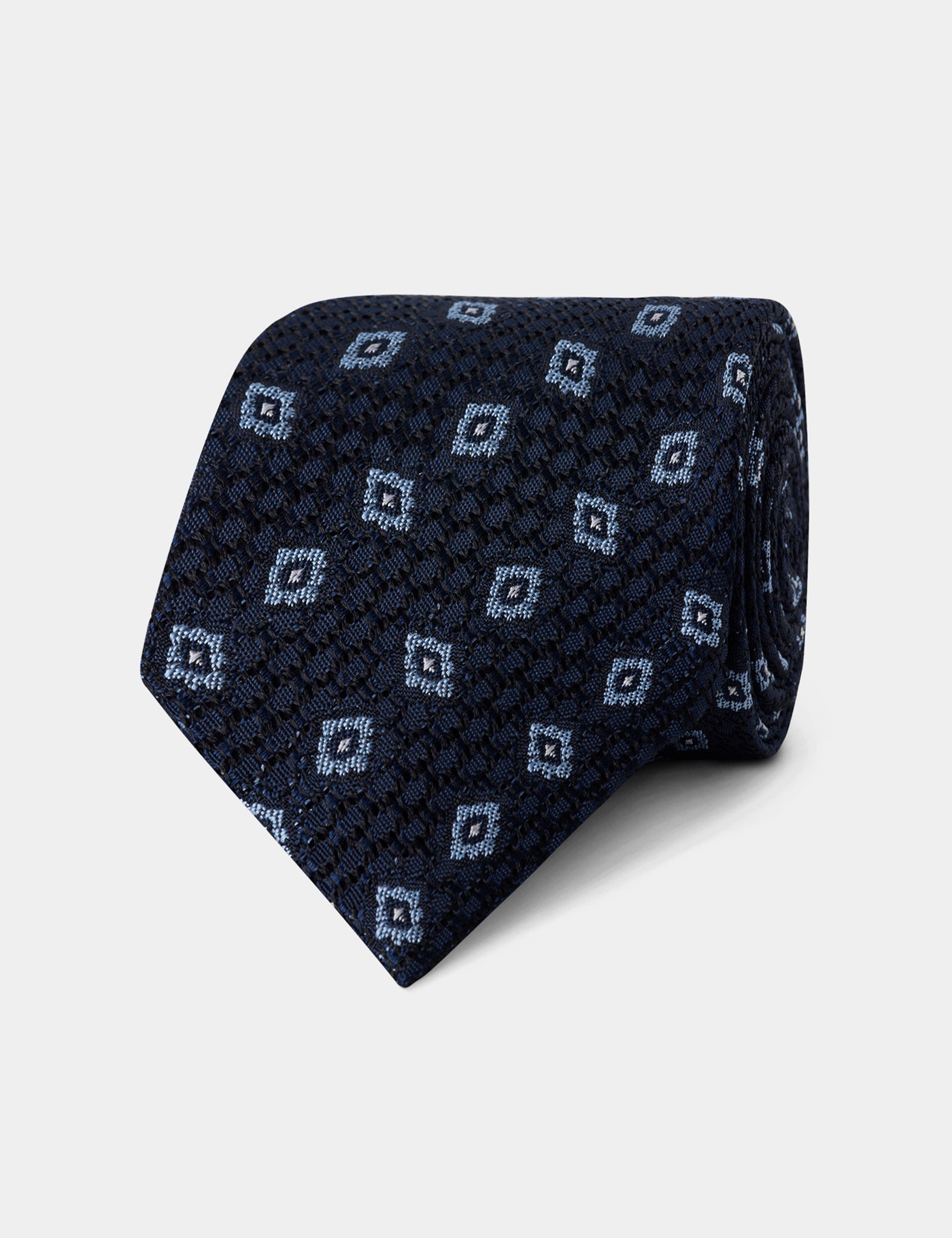 & Diamond Grenadine 1913 Tie One