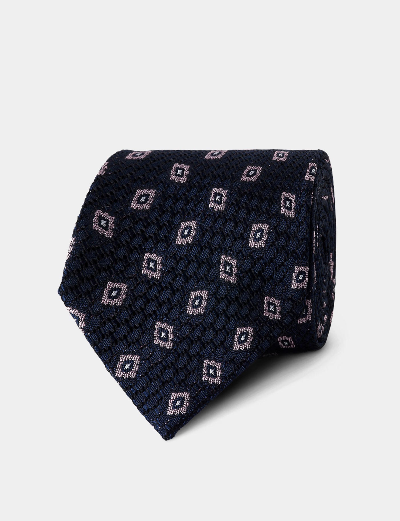 & & Pink Diamond Grenadine 1913 Tie One