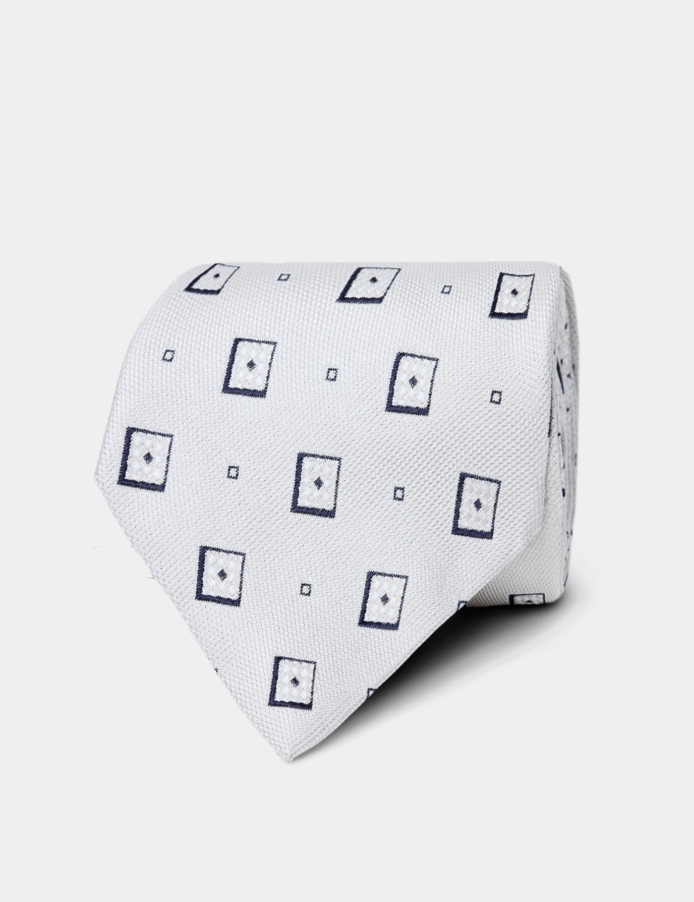 Hawes & Curtis Silver Medallion 1913 Tie Size: One Size
