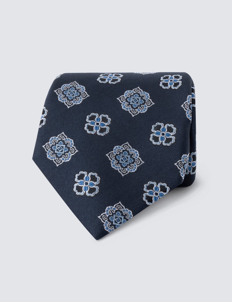 Krawatte – Seide – Standardbreite – dunkelblau geometrisches Muster