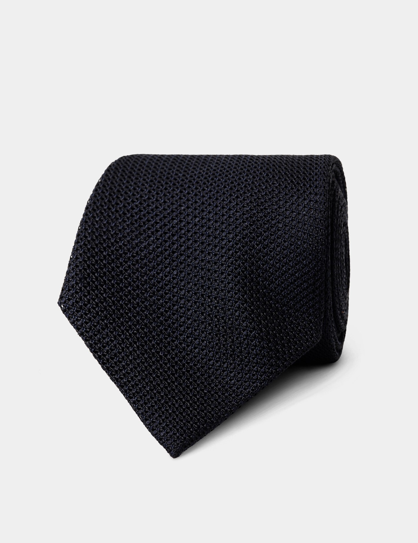 & Midnight Grenadine 1913 Tie One