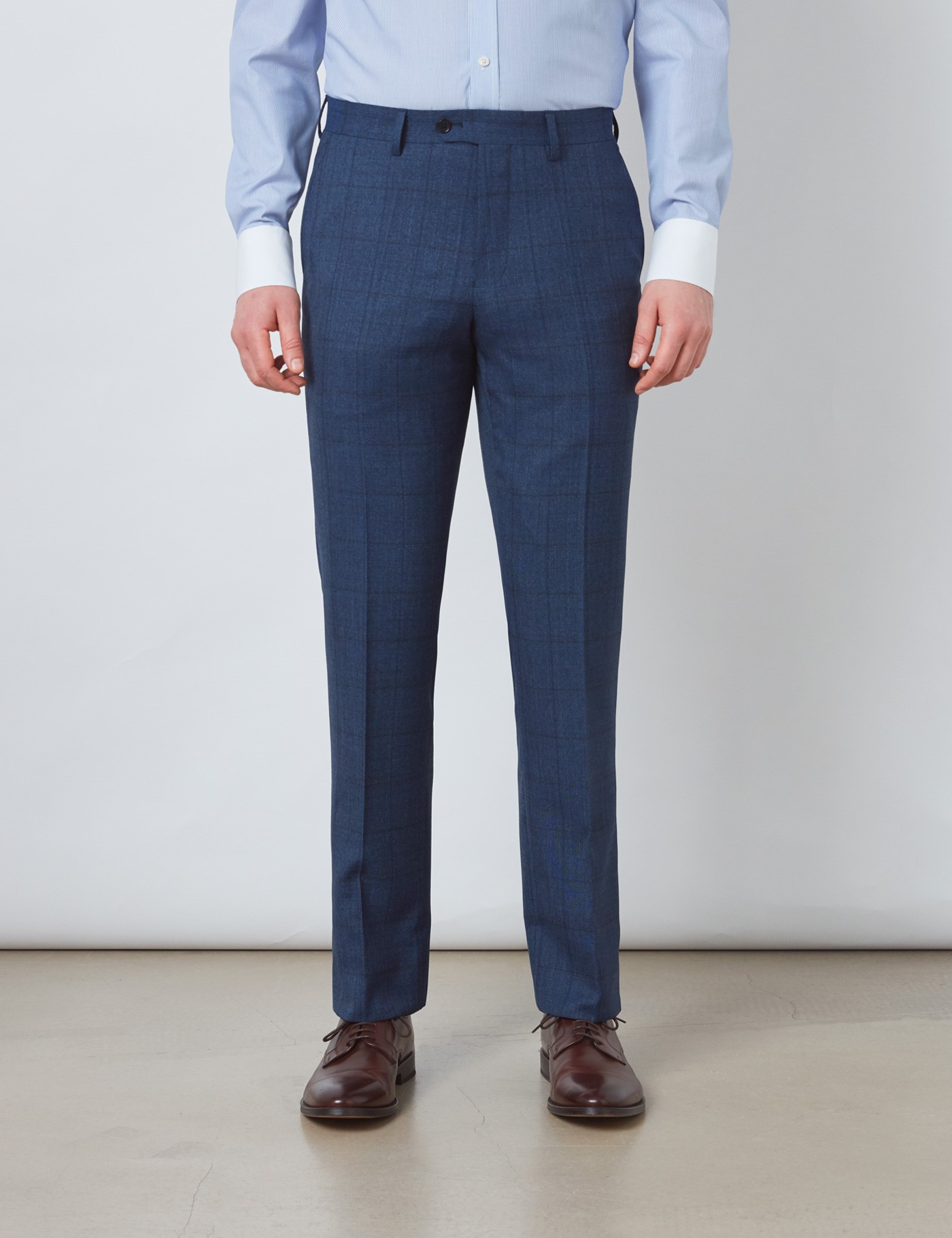 What to Wear With Grey Trousers  Blue trousers outfit, Outfit men
