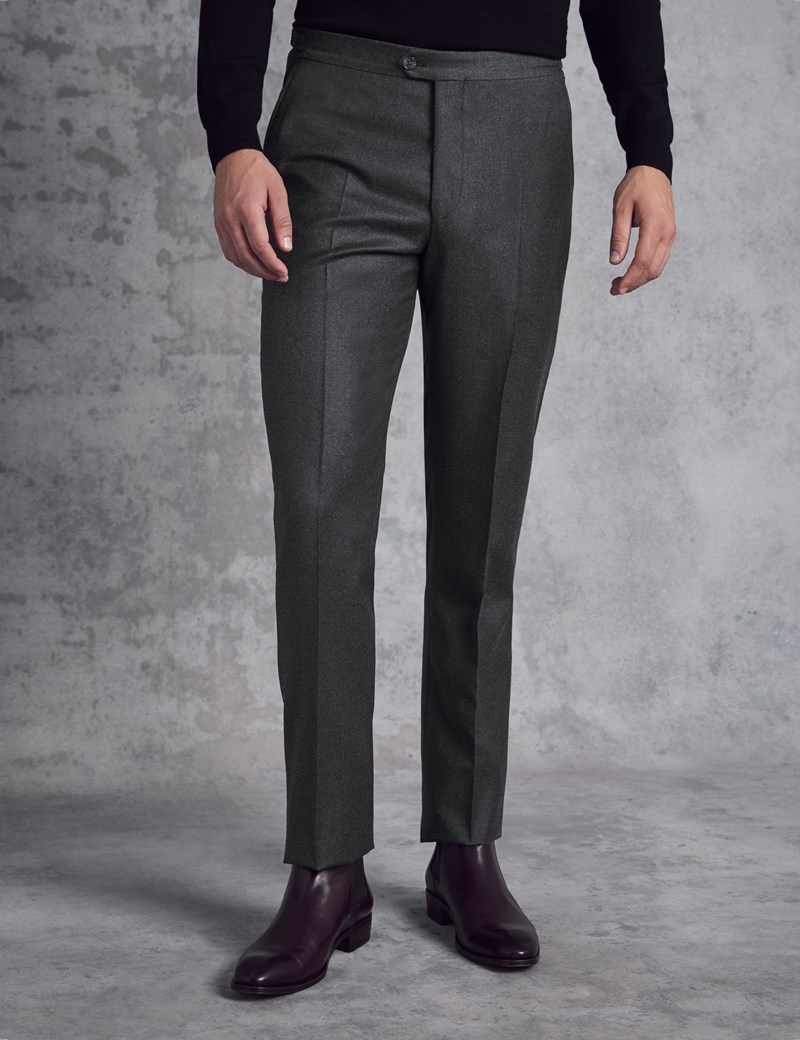 Men’s Italian Flannel Charcoal Trousers – 1913 Collection | Hawes & Curtis