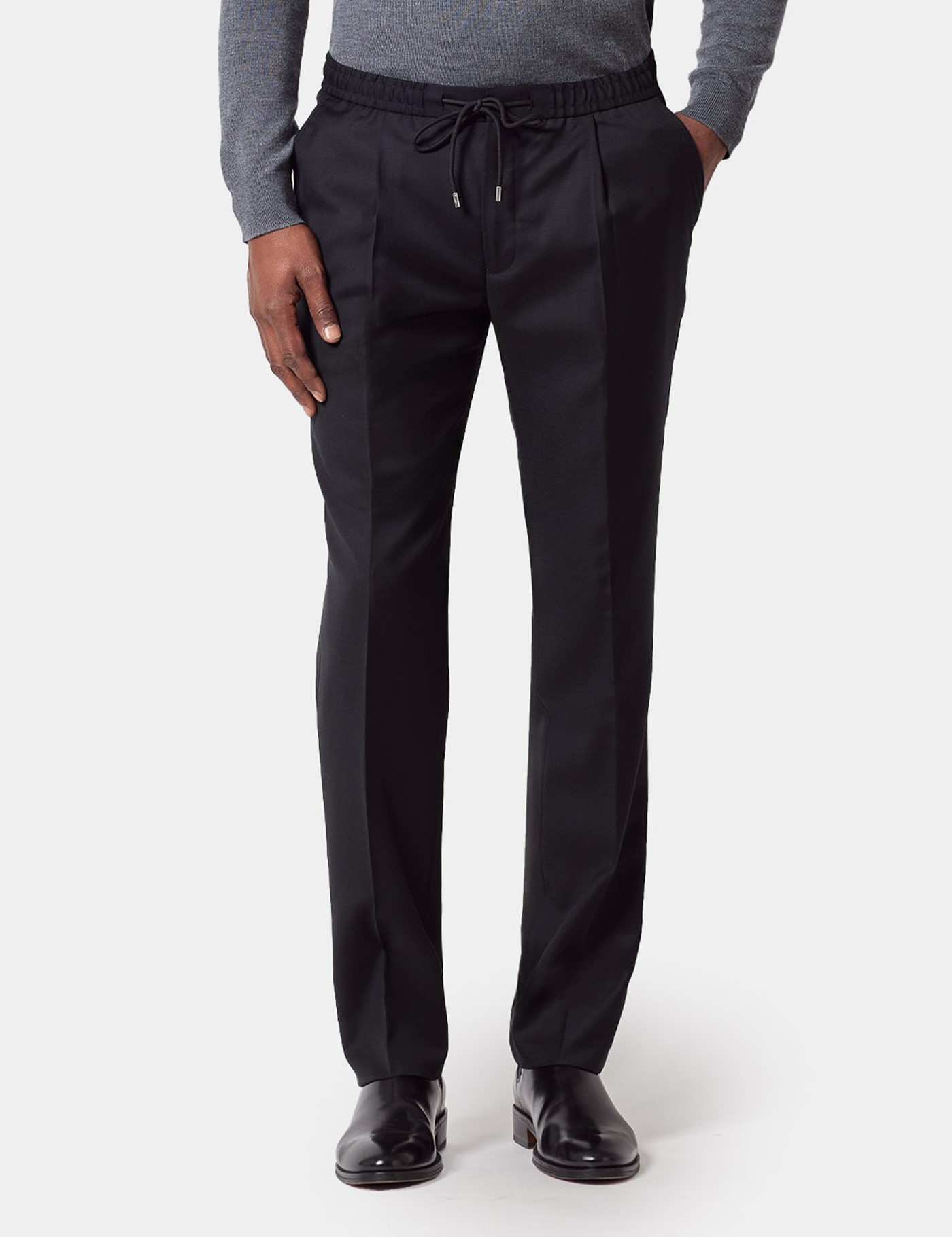 Hawes & Curtis Regular Fit Black Twill Pleated Drawstring Trousers Size: 40" (EU 56)